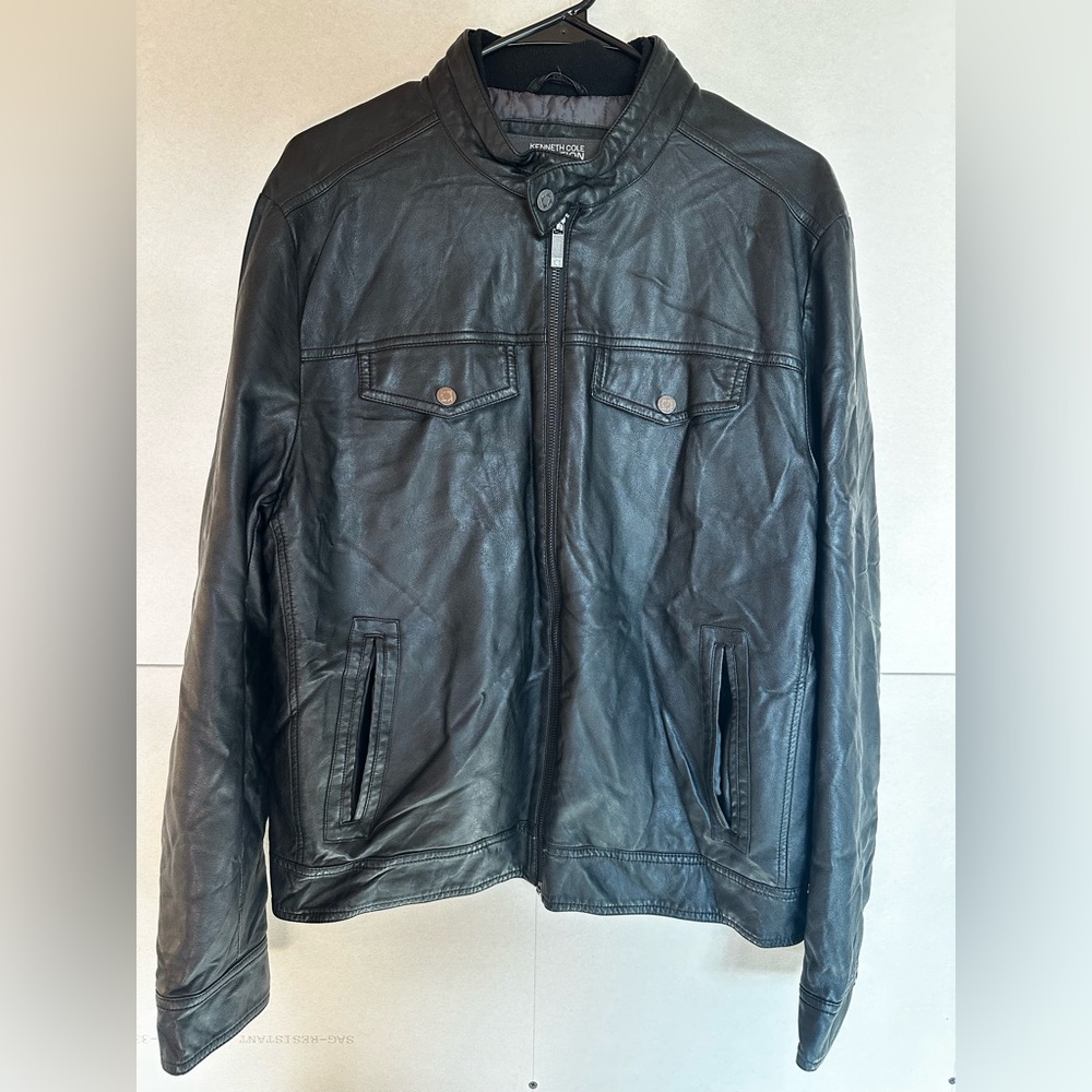 Kenneth Cole Black Lightweight Jacket Size M